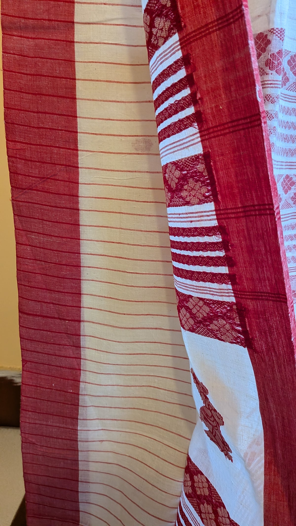 Khadi Sada Lal Paar Saree with Baluchari motif.