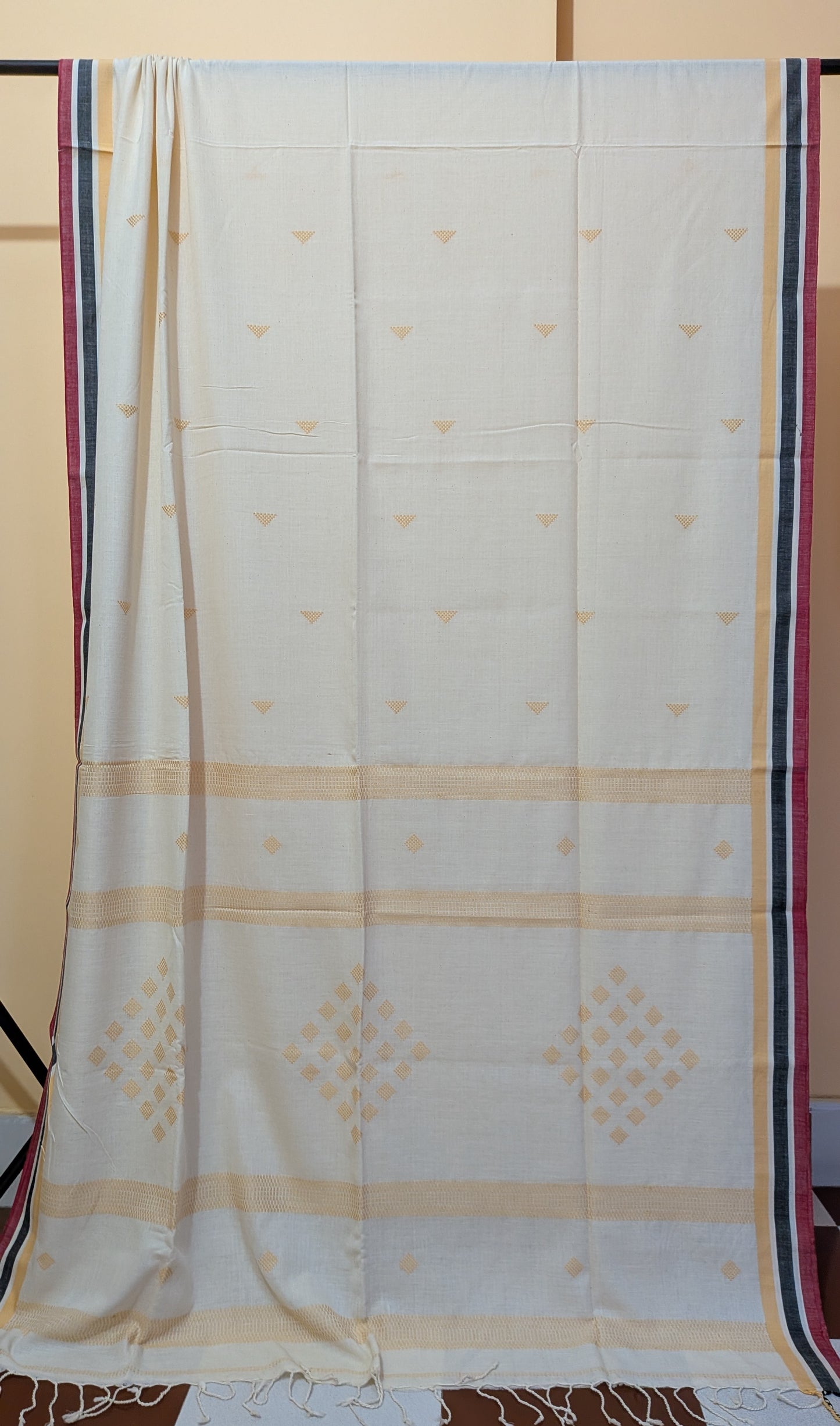 Pure Cotton Handloom Tangail Saree.
