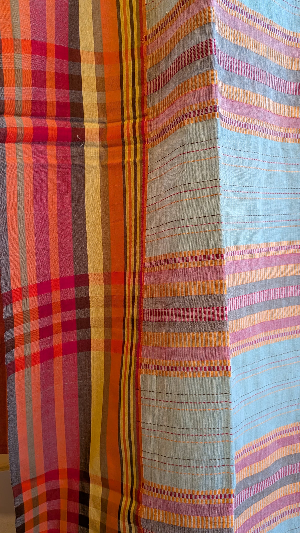 Cotton Handloom Saree with Threadwork.