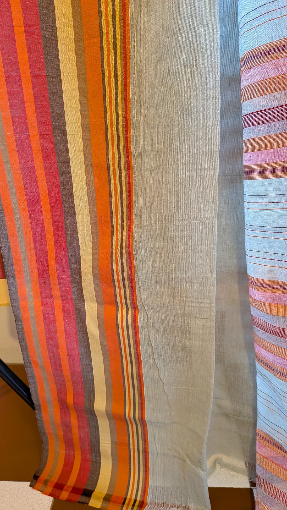 Cotton Handloom Saree with Threadwork.