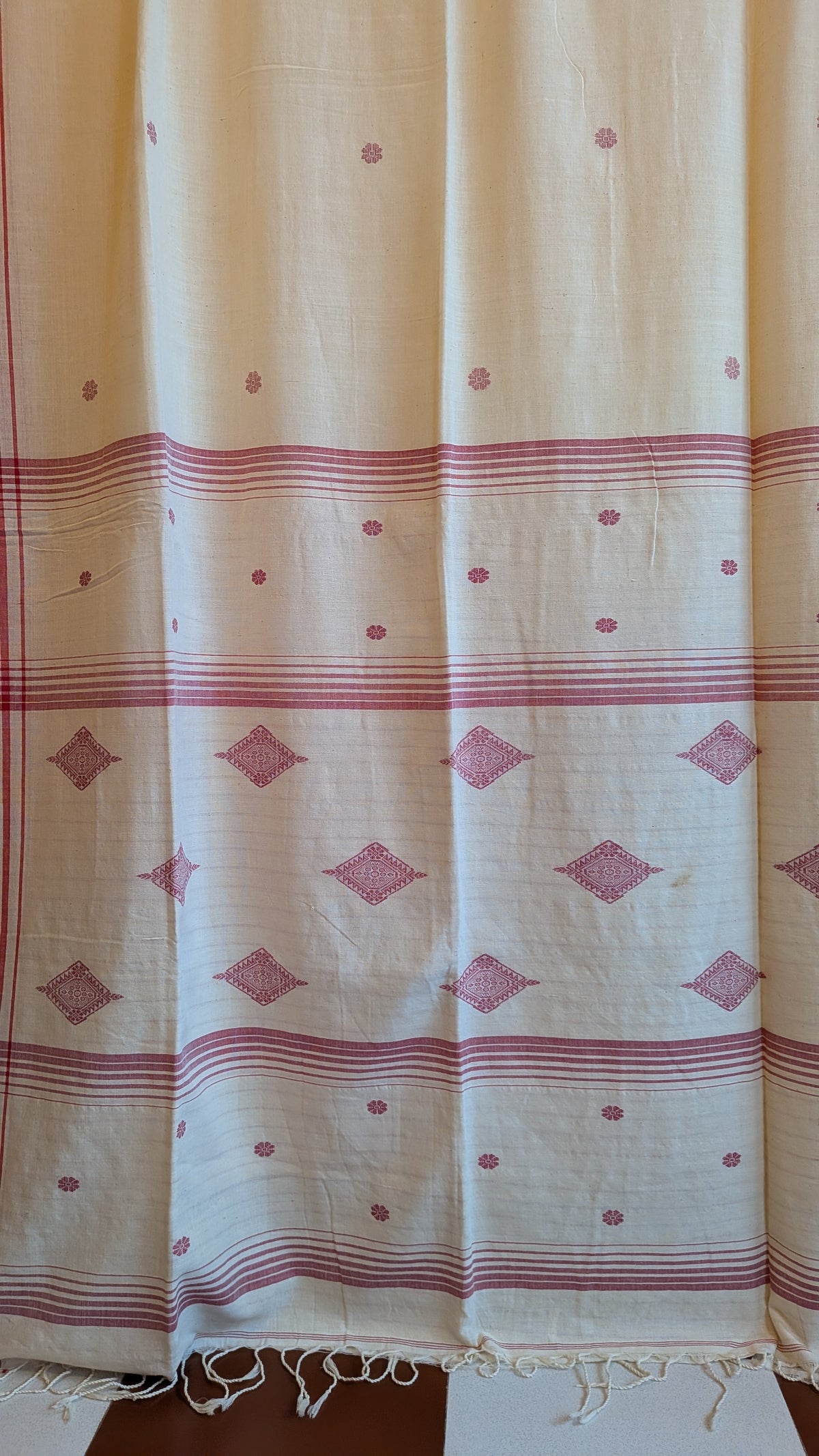 Khadi Handwoven Sada Lal Paar