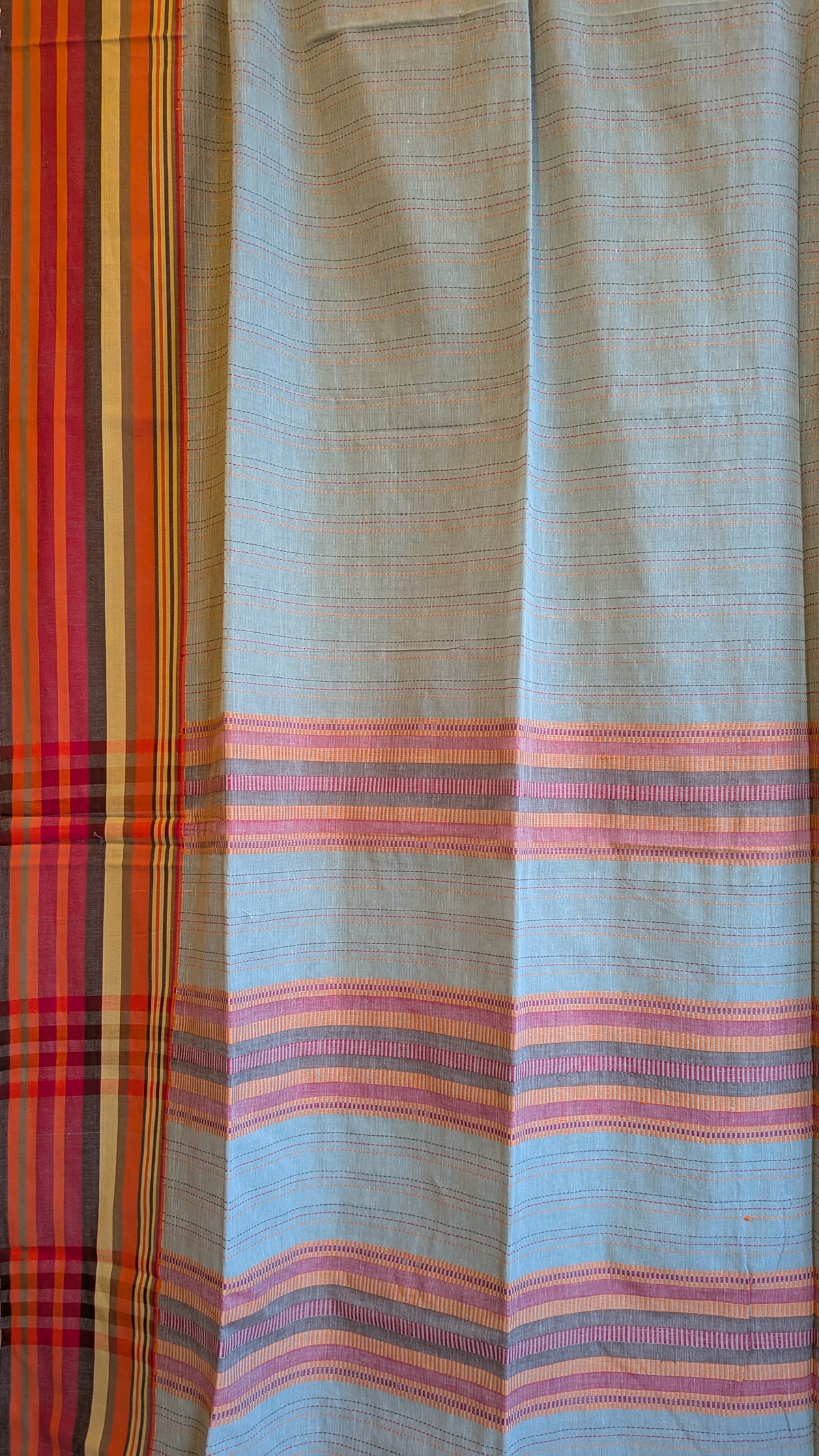 Cotton Handloom Saree with Threadwork.