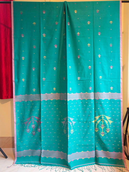 Jamdani Saree